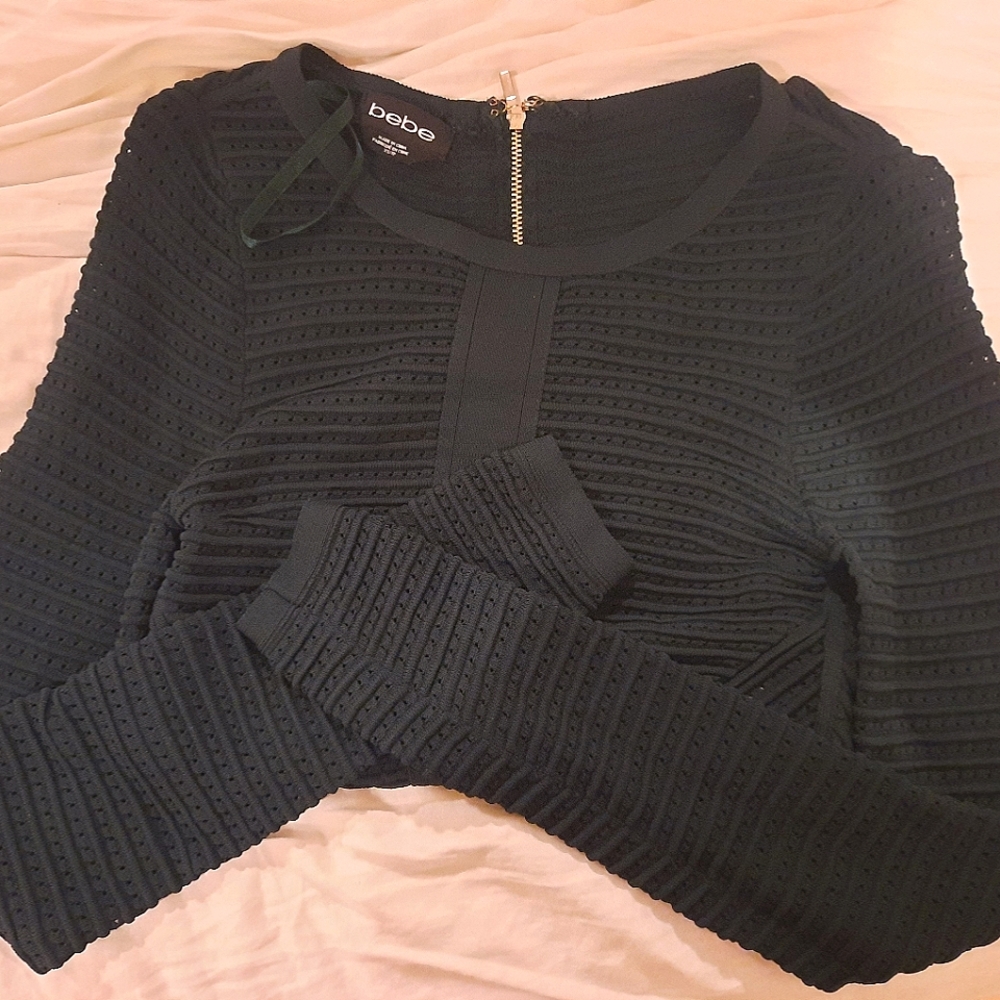 bebe size XS zippered green top